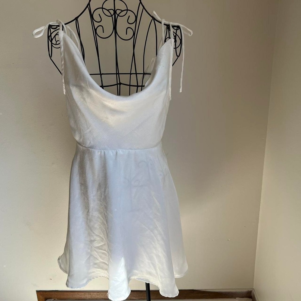 Olia White Satin Cowl Neck Mini Dress Tie Shoulder Back Detail Size M - Picture 2 of 8